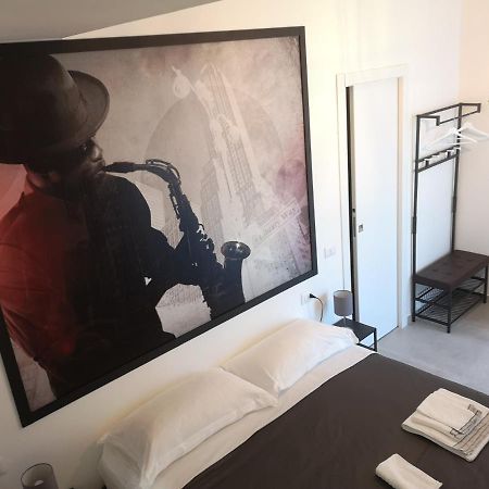 Smart Rooms Пістоя Екстер'єр фото