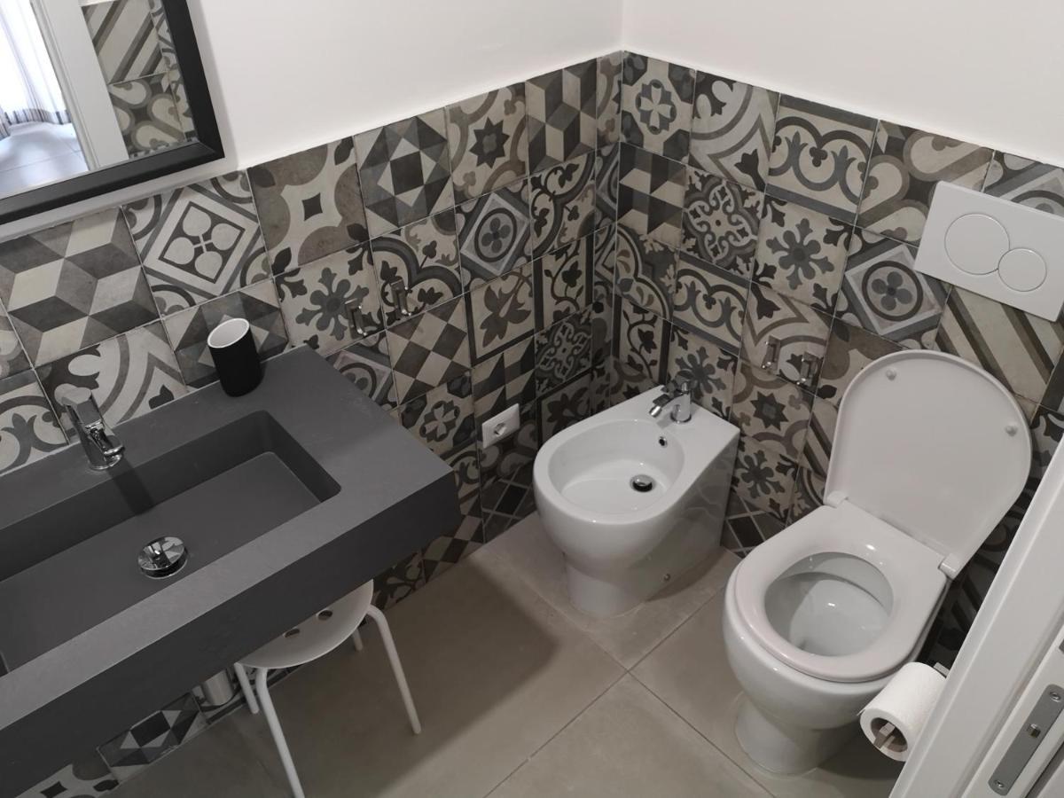 Smart Rooms Пістоя Екстер'єр фото