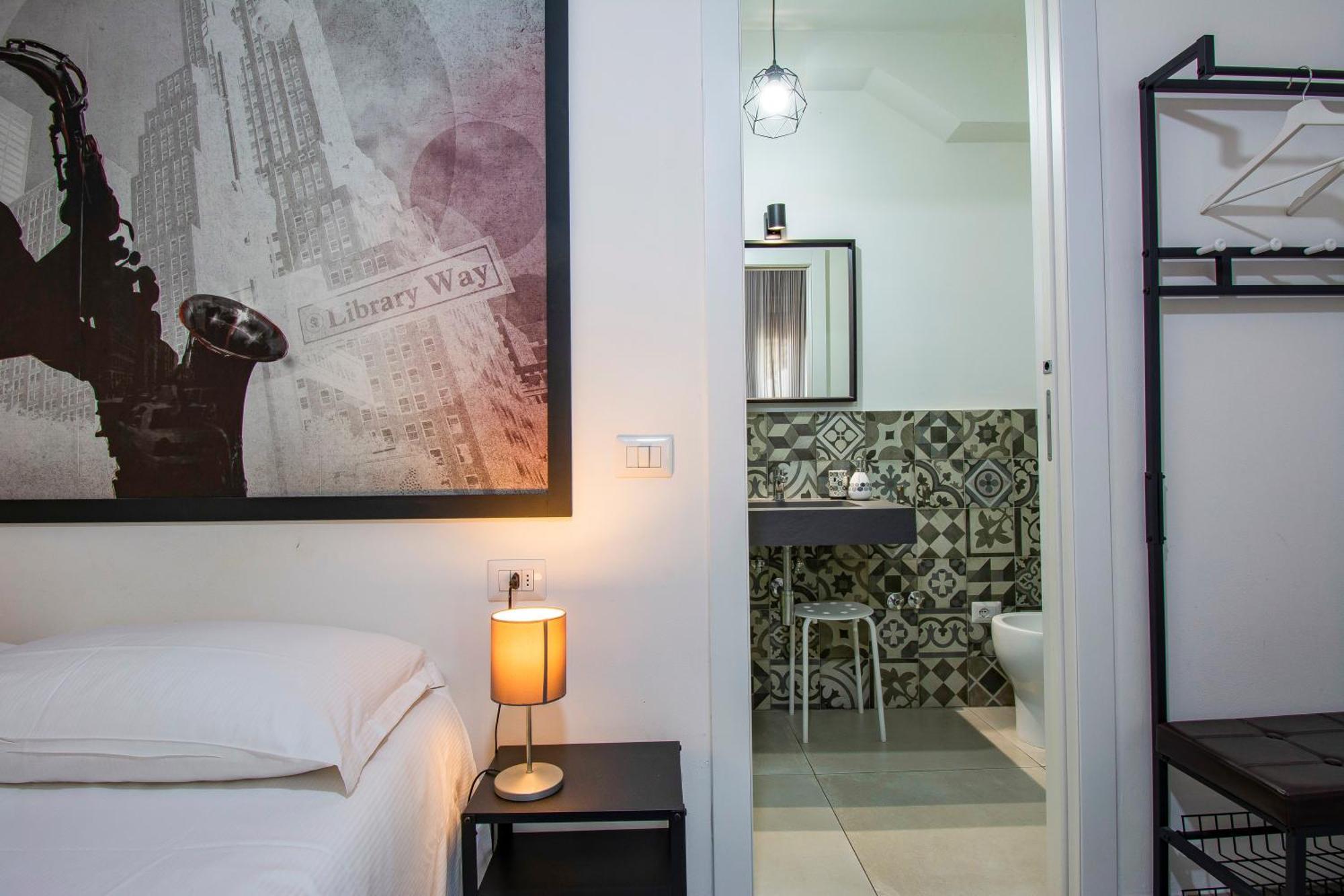 Smart Rooms Пістоя Екстер'єр фото