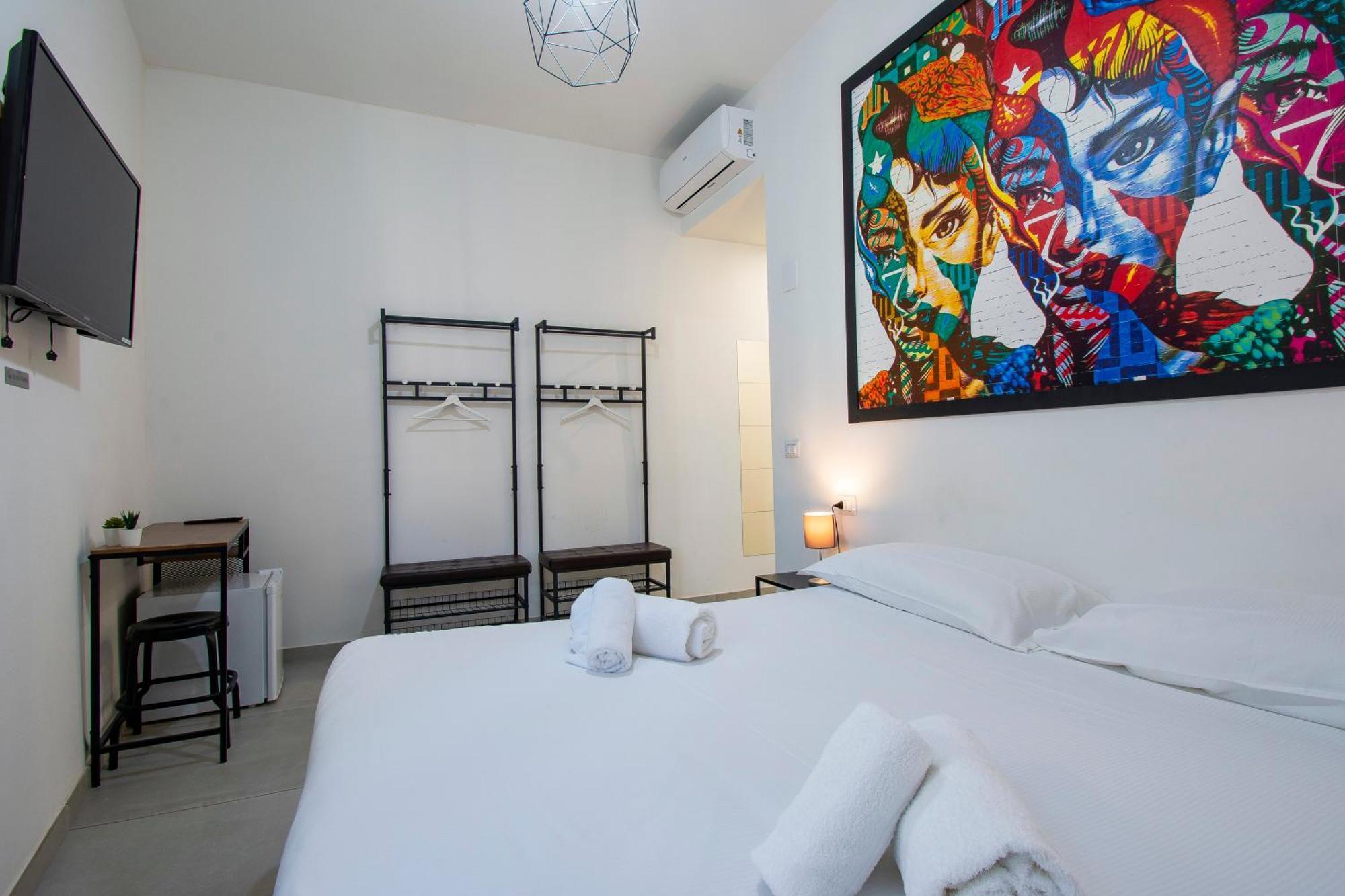 Smart Rooms Пістоя Екстер'єр фото